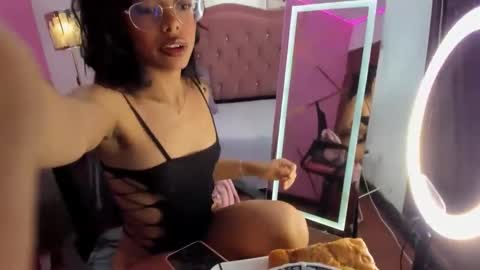 Snapshot of peneelopeecute chatting on January 10, 3:16 pm peneelopeecute online show from January 10, 3:16 pm