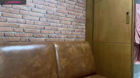 penny_coco online show from March 22, 3:51 pm