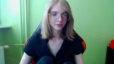 Penny online show from March 24, 7:36 am