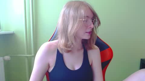 Penny online show from April 10, 7:25 am