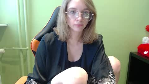 Penny online show from April 19, 8:25 am