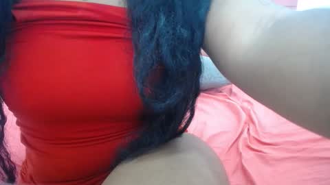 perla online show from December 27, 6:14 am