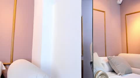 PerlaPreciosa online show from March 6, 3:35 am