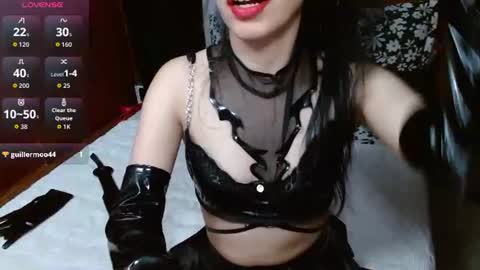 persefone_fire online show from June 18, 11:48 am