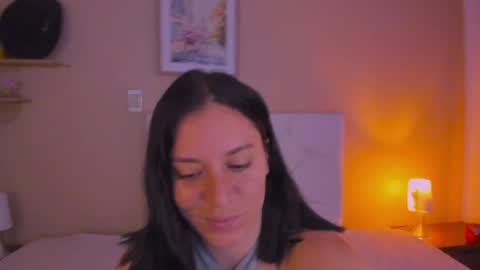 Marie online show from April 18, 11:35 am