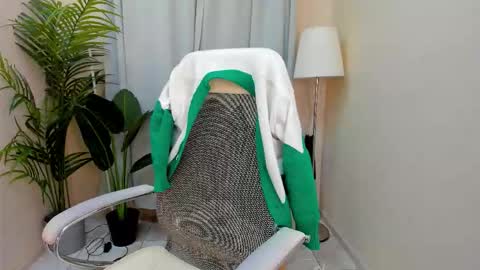 horror flying on the wings of the night.... online show from February 17, 9:03 pm