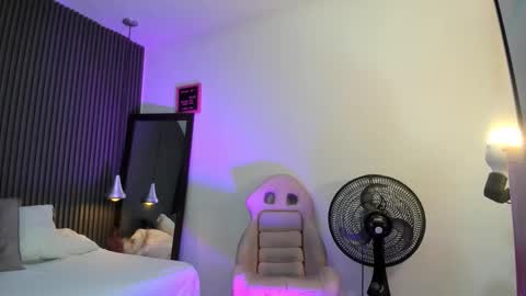 Lizza online show from February 13, 11:45 am