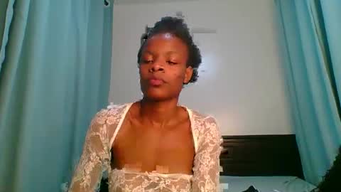 luxe online show from April 16, 9:39 pm