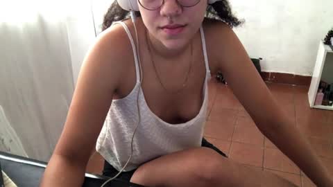 Mlian online show from April 9, 12:43 pm