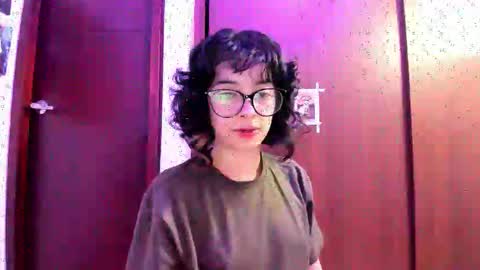 Lunna online show from October 20, 2:58 am