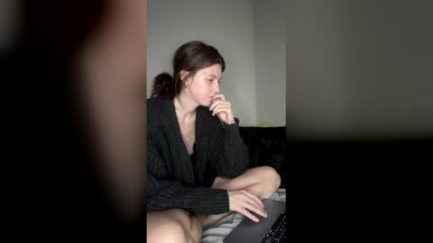 I am very new and dont know what im doing lol online show from March 25, 10:34 pm