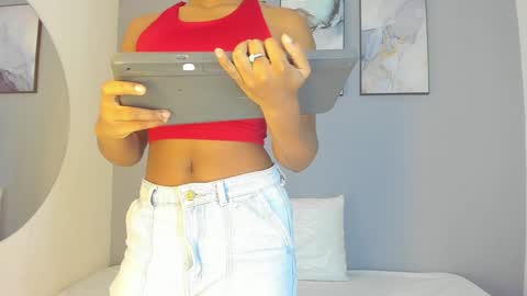 Snapshot of peytonrosse chatting on January 25, 11:46 am Peyton Rosse online show from January 25, 11:46 am