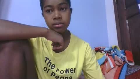 phania185885 online show from March 15, 11:01 am