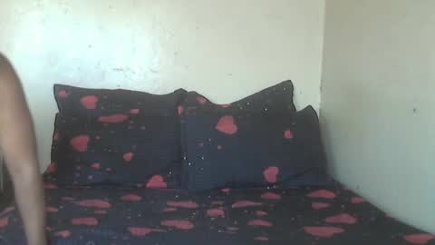 phoenixcandy online show from February 21, 2:16 pm