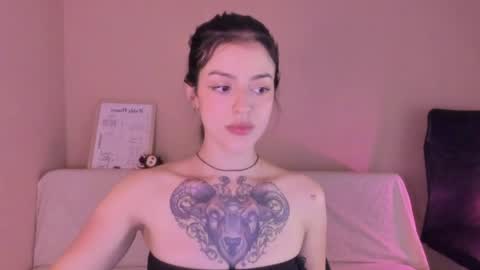phoenixx_x online show from April 4, 3:16 am