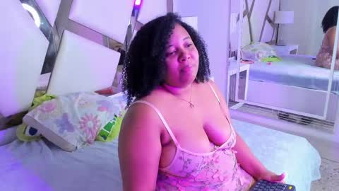 phyllisdunbar online show from April 18, 7:58 pm