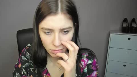 P I A online show from December 15, 2:44 pm