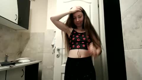 Moonie online show from December 13, 10:48 pm