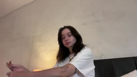 Trisha     online show from January 10, 1:31 pm