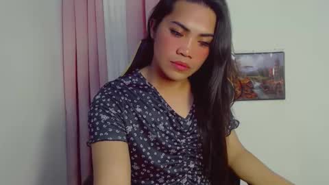 pinay_cristine online show from December 22, 1:14 pm