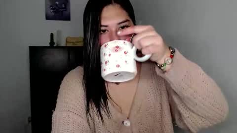 Ivy Morningstar online show from April 1, 11:13 pm