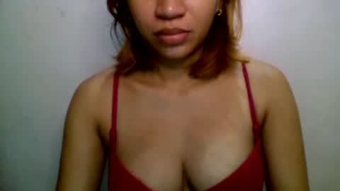 Snapshot of pinaybeauty_25 chatting on November 1, 5:06 pm im jane online show from November 1, 5:06 pm