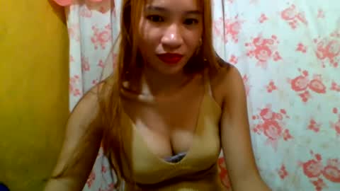 Snapshot of pinaybeauty_25 chatting on January 26, 10:12 am im jane online show from January 26, 10:12 am