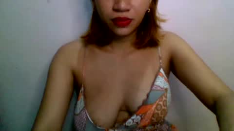 Snapshot of pinaybeauty_25 chatting on October 27, 5:08 pm im jane online show from October 27, 5:08 pm