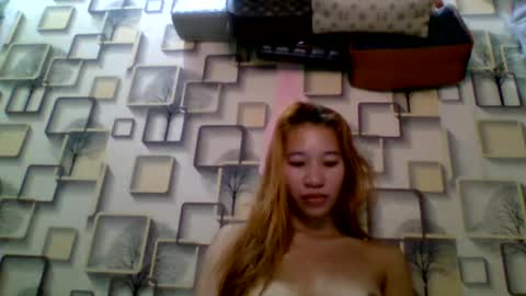 Snapshot of pinaybeauty_25 chatting on February 14, 10:47 pm im jane online show from February 14, 10:47 pm