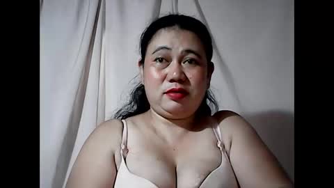 pinaymama12345 online show from February 12, 12:45 am