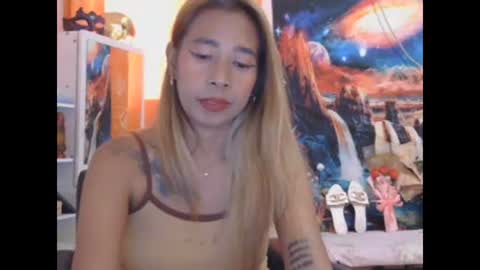 pinaymorena_renelda online show from April 14, 6:57 am