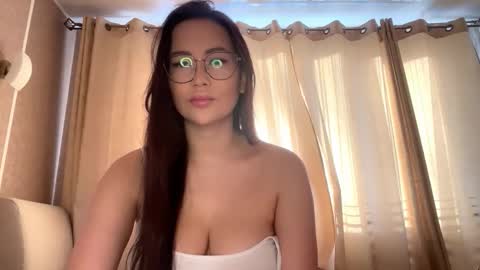 Karen online show from February 18, 12:26 pm