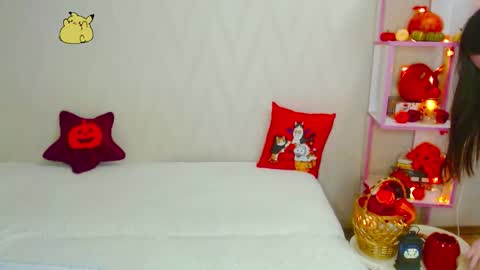 Snapshot of pink_pikachu_ chatting on October 23, 9:21 pm Pikachu pika online show from October 23, 9:21 pm