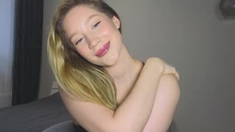   online show from December 4, 3:53 am