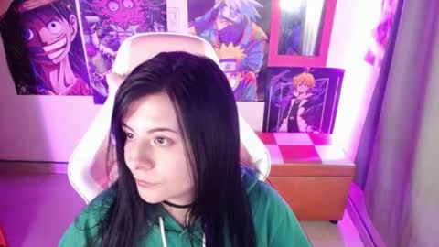 pink_yuii online show from March 8, 2:10 am