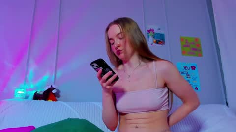 Mila online show from April 21, 9:27 am