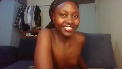 Serena online show from April 18, 10:51 am