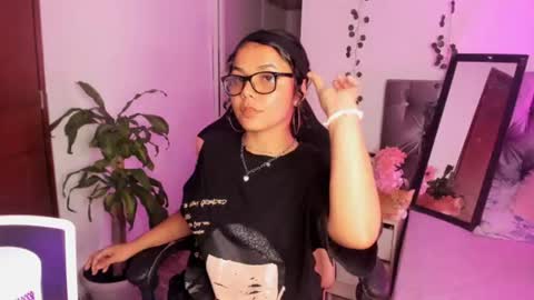 Sarah .. online show from July 14, 3:11 am