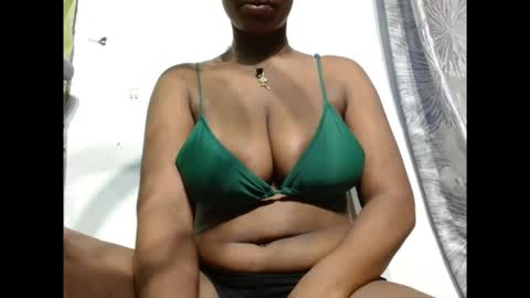 pinkxsugar online show from February 9, 8:49 am