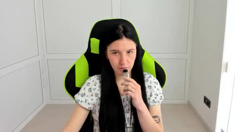 Piper online show from May 30, 12:47 pm