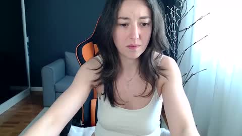 piscesgirl06 online show from February 7, 7:07 am