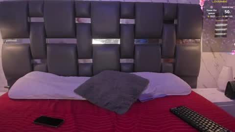 PittAndLunaa69 online show from April 22, 12:46 pm