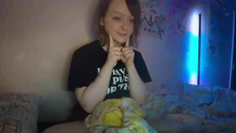 Kitty online show from May 1, 11:41 pm