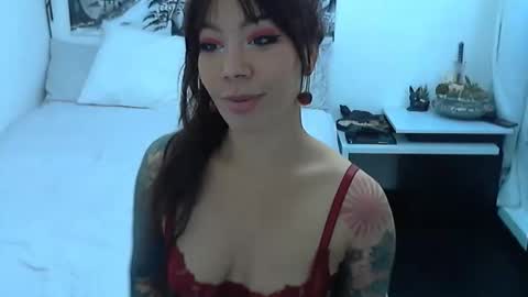 polina_p online show from April 9, 12:10 pm