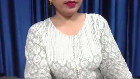 poojalady online show from November 29, 10:41 am