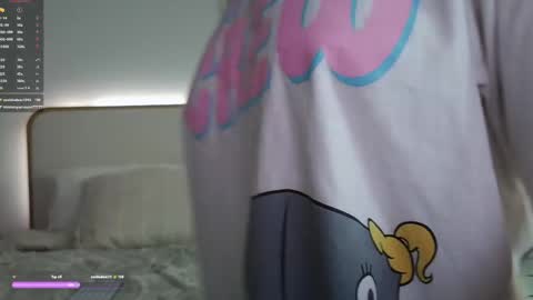 PoppyQuinn online show from May 30, 1:14 am