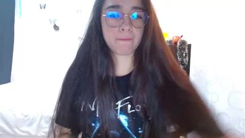 porcelainlux online show from December 30, 1:58 am