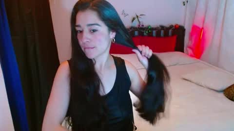 porcelainlux online show from December 4, 3:15 am