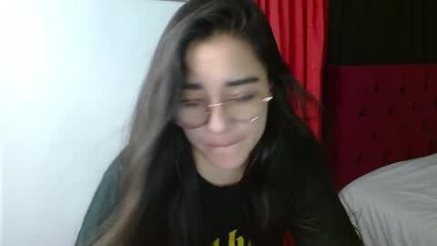 porcelainlux online show from March 4, 7:32 pm