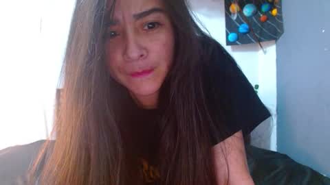 porcelainlux online show from January 17, 9:50 pm